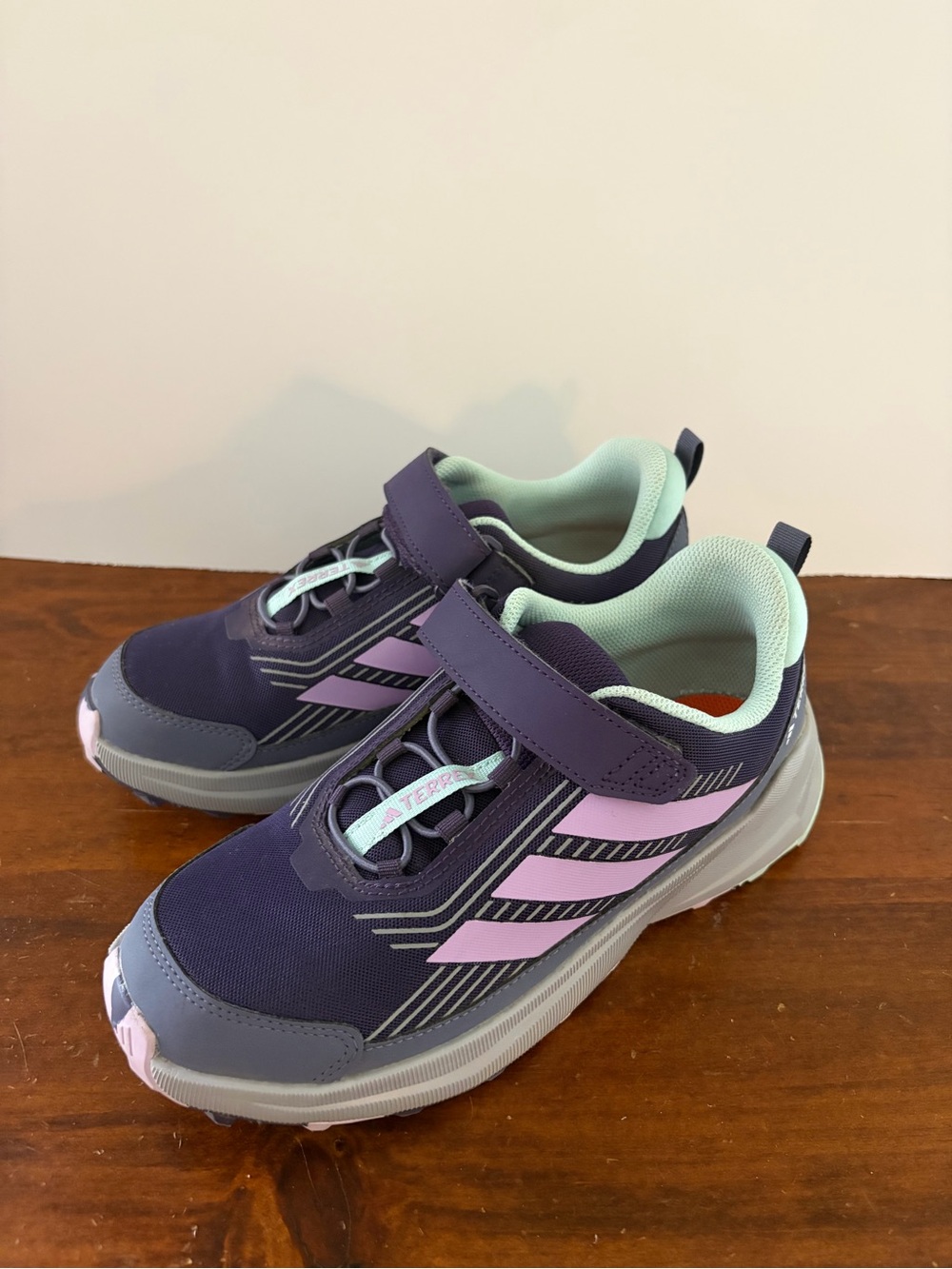 Adidas Terrex Trailmaker 2 Kids Hiking Shoes Size 4 Aurora Plum